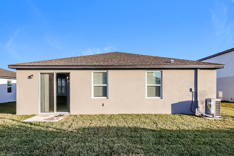 1,720/Mo, 1169 Oak Valley Drive Auburndale, FL 33823 Rear View