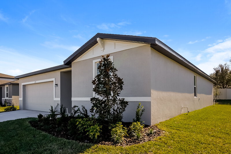 2,055/Mo, 1173 Oak Valley Drive Auburndale, FL 33823 Front View