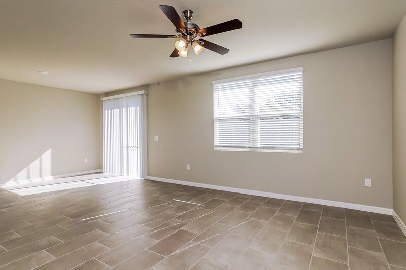 2,055/Mo, 1173 Oak Valley Drive Auburndale, FL 33823 Living Room View