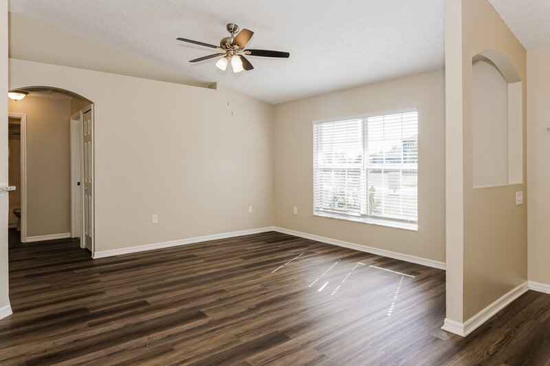 2,750/Mo, 2970 Bedford St Deltona, FL 32738 Living Room View