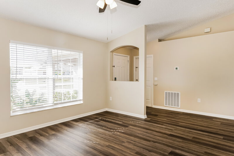 2,750/Mo, 2970 Bedford St Deltona, FL 32738 Living Room View 3