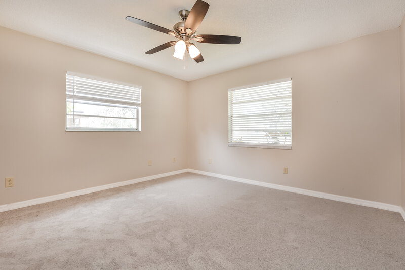 2,175/Mo, 5424 Tangerine Ave Winter Park, FL 32792 Main Bedroom View 2