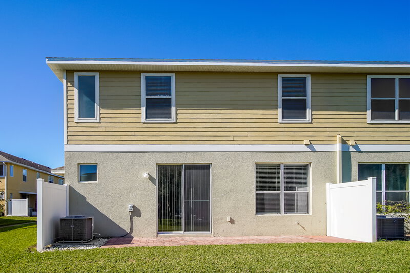 2,210/Mo, 641 Florentino Pl Saint Cloud, FL 34769 Rear View