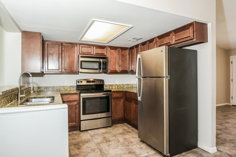 1,760/Mo, 3625 Powder Horn Rd E Titusville, FL 32796 Kitchen View