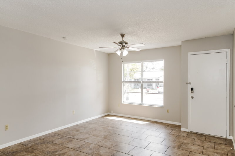 2,710/Mo, 1548 W Powder Horn Rd Titusville, FL 32796 Living Room View 2