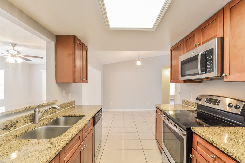 1,825/Mo, 3735 Militia Dr Titusville, FL 32796 Kitchen View 2