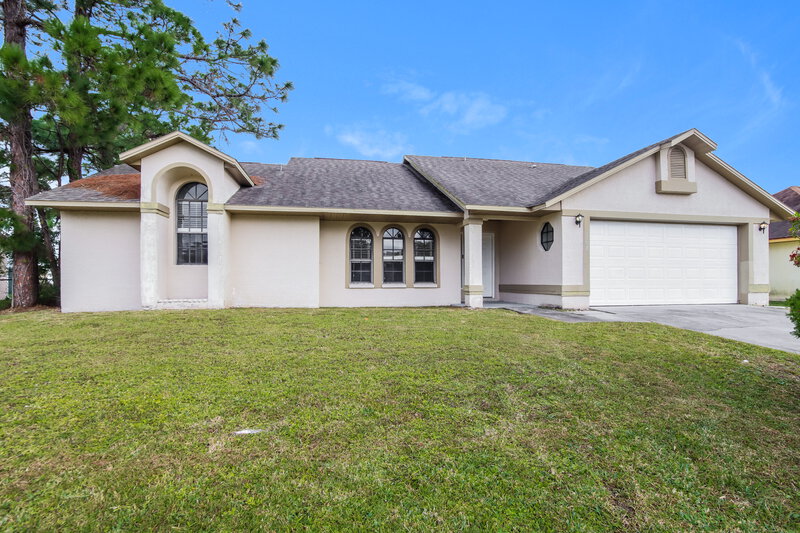 2,205/Mo, 1197 Gallatin Ave NW Palm Bay, FL 32907 Front View