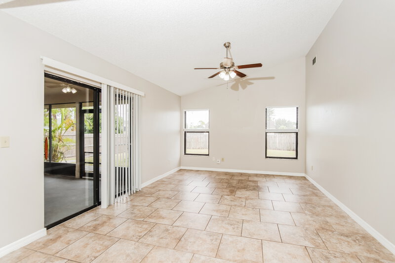 2,205/Mo, 1197 Gallatin Ave NW Palm Bay, FL 32907 Living Room View