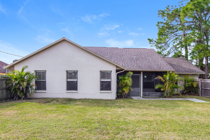 2,205/Mo, 1197 Gallatin Ave NW Palm Bay, FL 32907 Rear View 2