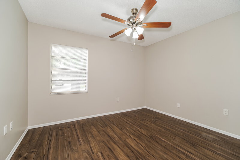 1,715/Mo, 1022 Dusseldorf Ave NW Palm Bay, FL 32907 Bedroom View 2