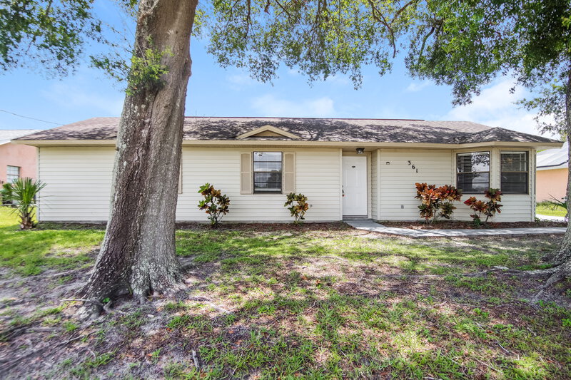 1,920/Mo, 361 Breezeway Ave NE Palm Bay, FL 32907 External View