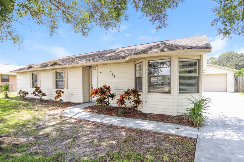 1,920/Mo, 361 Breezeway Ave NE Palm Bay, FL 32907 Front View