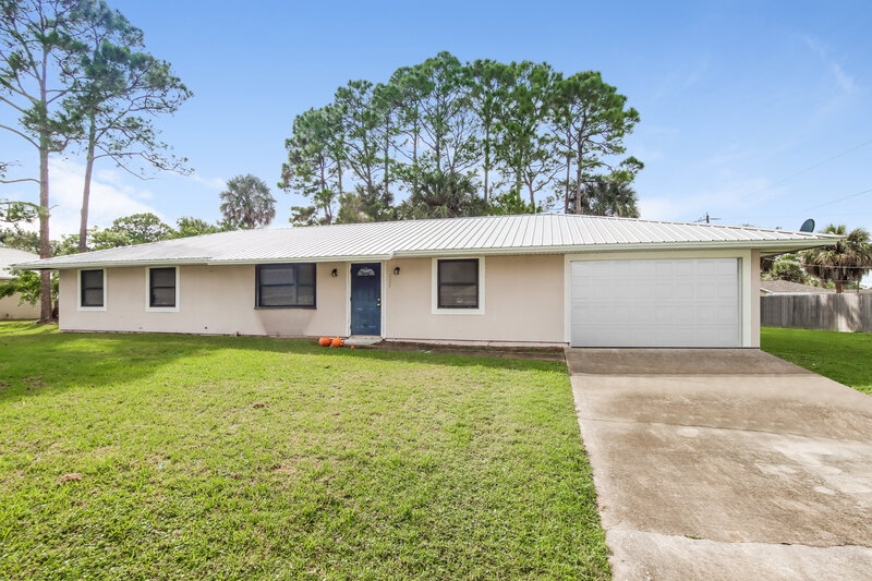 1,850/Mo, 524 Burlington Ave NE Palm Bay, FL 32907 External View
