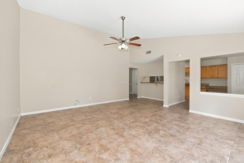 1,725/Mo, 441 Dunbar Ave NE Palm Bay, FL 32907 Living Room View