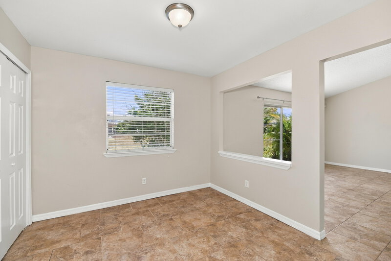 1,725/Mo, 441 Dunbar Ave NE Palm Bay, FL 32907 Breakfast Nook View 2