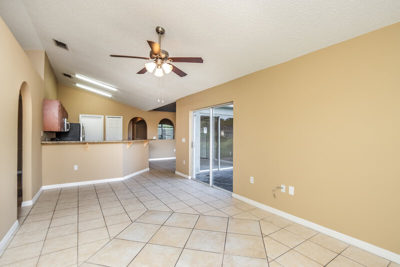 1,810/Mo, 718 Reading St SE Palm Bay, FL 32909 Family Room View 2
