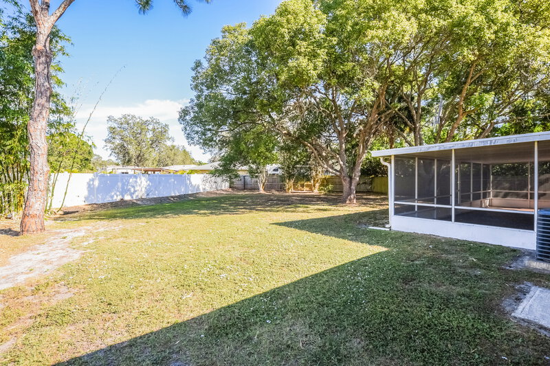 1,900/Mo, 4250 Delespine Rd Cocoa, FL 32927 Rear View