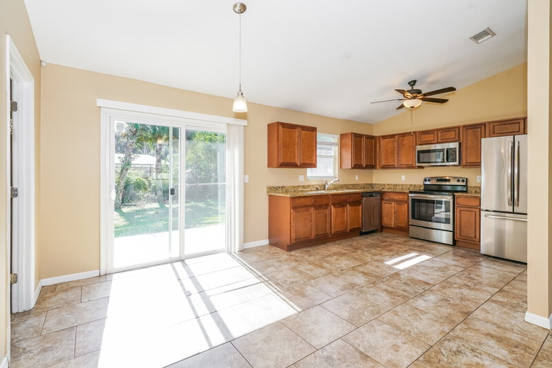 2,710/Mo, 6057 Balsam St Cocoa, FL 32927 Dining Room View 2