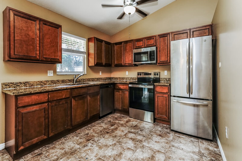 1,995/Mo, 6057 Balsam St Cocoa, FL 32927 Kitchen View