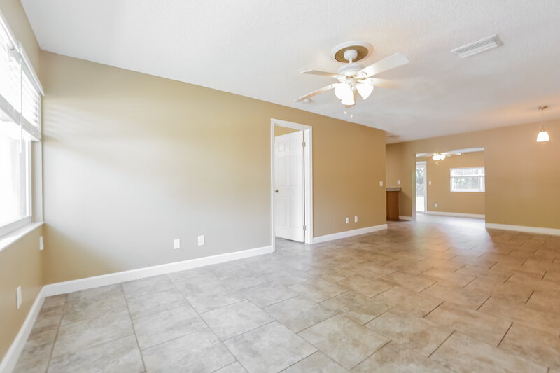 1,985/Mo, 1264 Croftwood Dr Melbourne, FL 32935 Living Room View