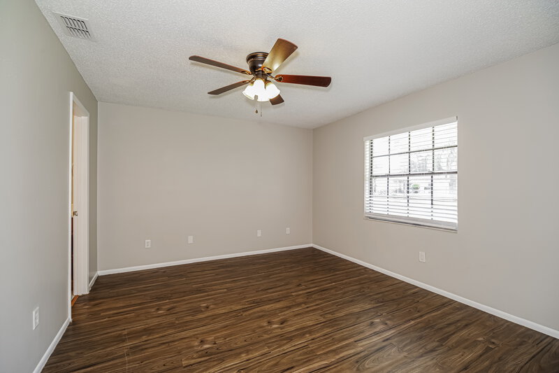 2,050/Mo, 6430 Greenwood Ave Cocoa, FL 32927 Main Bedroom View