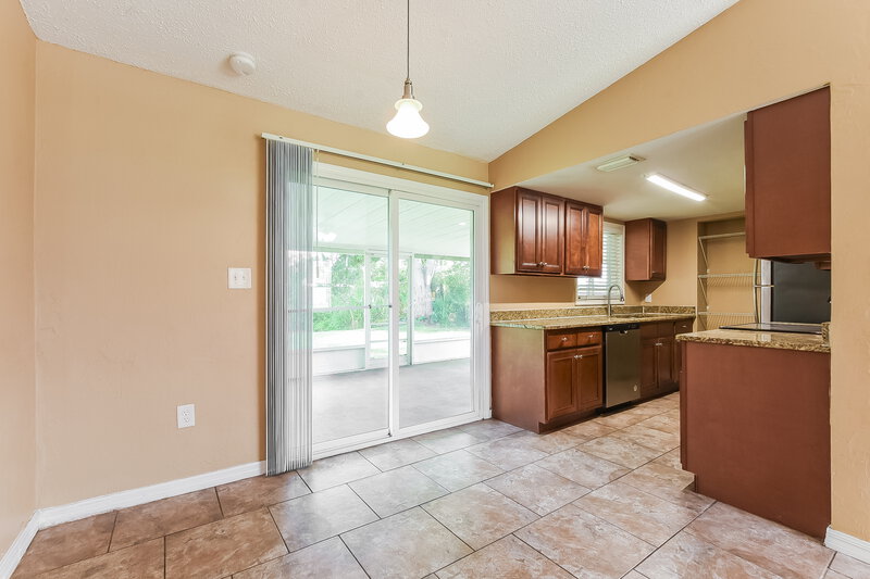 2,100/Mo, 4317 Alamosa St Cocoa, FL 32927 Dining Room View