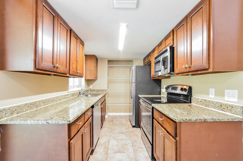2,195/Mo, 4317 Alamosa St Cocoa, FL 32927 Kitchen View