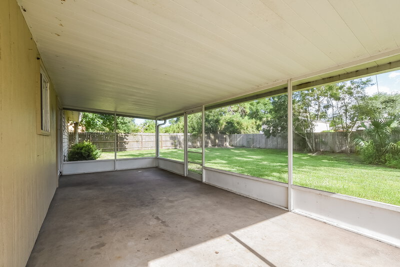 2,100/Mo, 4317 Alamosa St Cocoa, FL 32927 Sun Room View