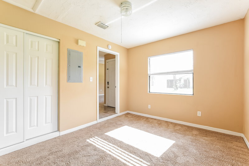 2,100/Mo, 4317 Alamosa St Cocoa, FL 32927 Bedroom View 3