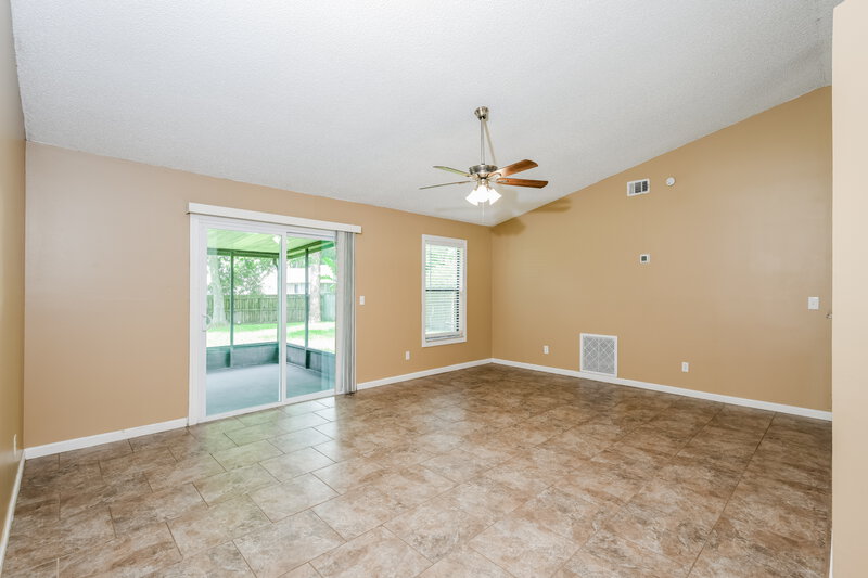 1,715/Mo, 681 Elmont St NW Palm Bay, FL 32907 Living Room View 3