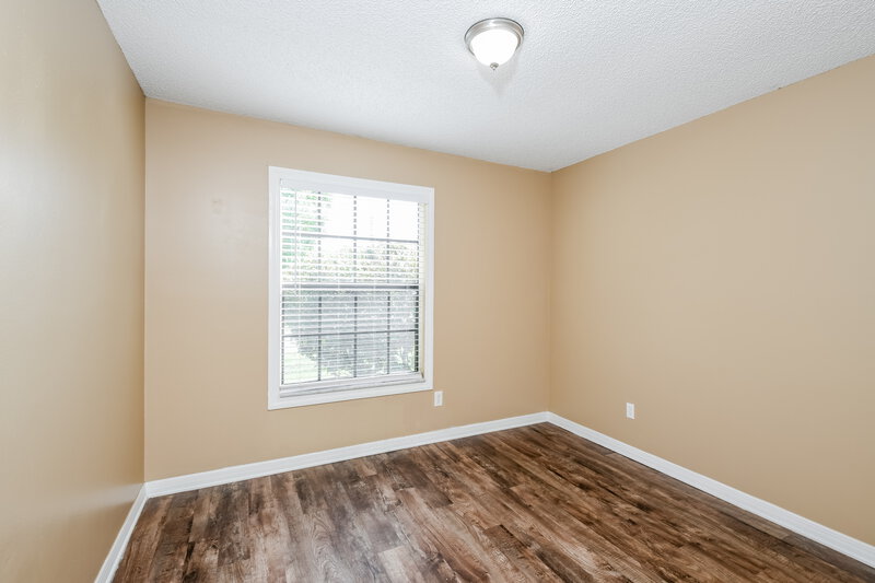 1,715/Mo, 681 Elmont St NW Palm Bay, FL 32907 Bedroom View 2