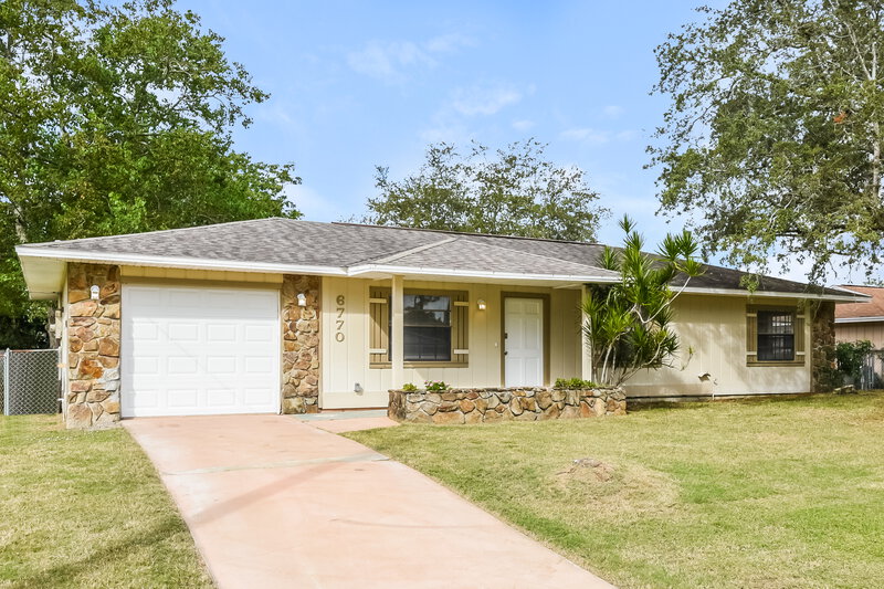 1,805/Mo, 6770 Belfast Ave Cocoa, FL 32927 Front View