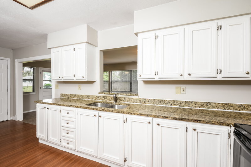 1,805/Mo, 6770 Belfast Ave Cocoa, FL 32927 Kitchen View 2