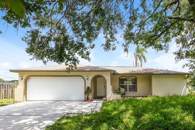 2,620/Mo, 631 Fernandina St NW Palm Bay, FL 32907 External View