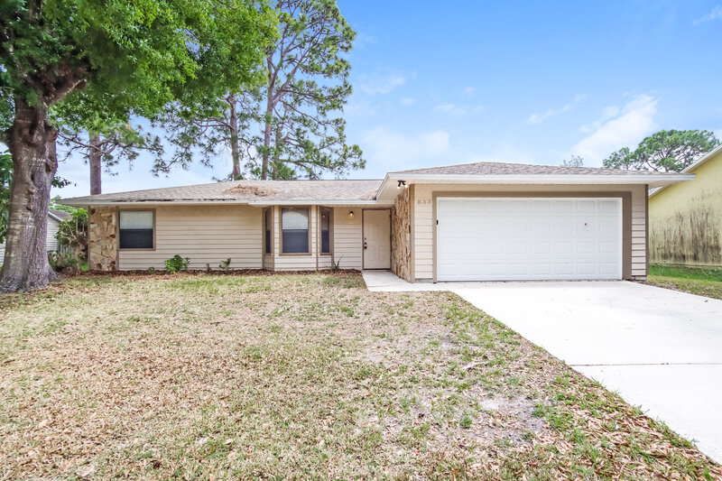 1,850/Mo, 833 Helm Ave NW Palm Bay, FL 32907 External View