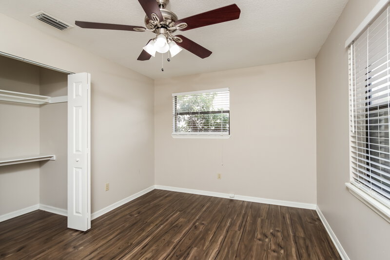 1,850/Mo, 833 Helm Ave NW Palm Bay, FL 32907 Bedroom View 2