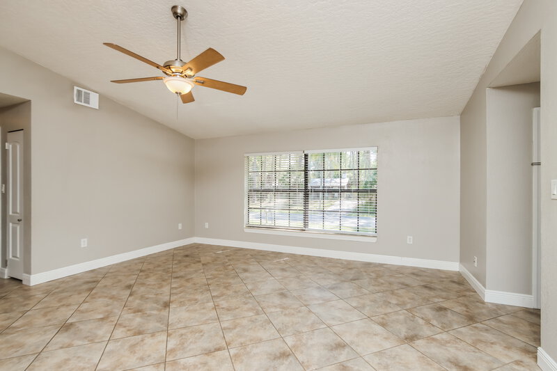 1,645/Mo, 413 Wayland Rd SW Palm Bay, FL 32908 Living Room View