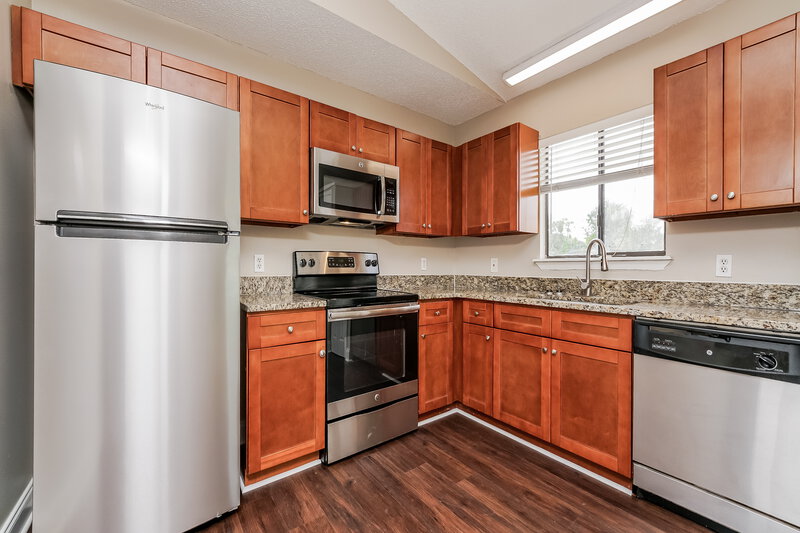 1,705/Mo, 1874 Delki St NW Palm Bay, FL 32907 Kitchen View