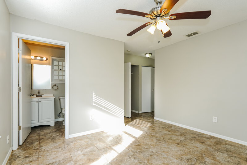 1,790/Mo, 1565 Quill Ct Titusville, FL 32796 Main Bedroom View 2