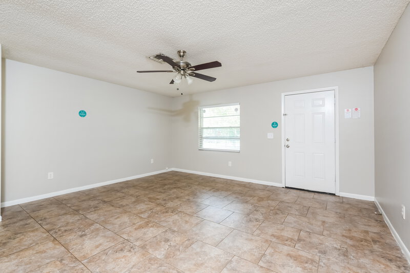 1,960/Mo, 845 S Lake Rd Titusville, FL 32796 Living Room View