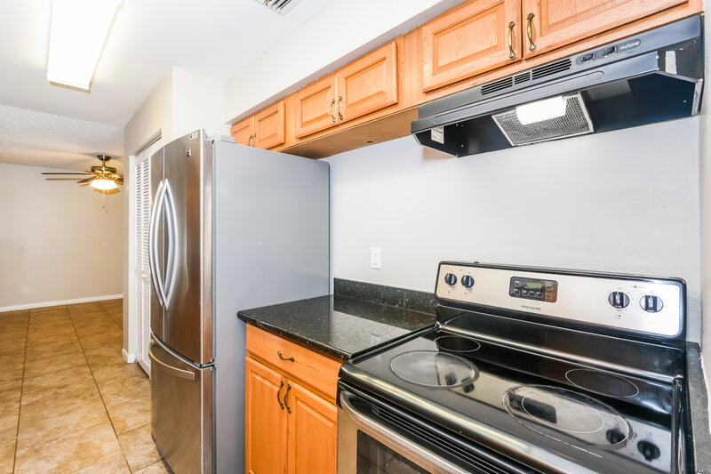 1,960/Mo, 845 S Lake Rd Titusville, FL 32796 Kitchen View