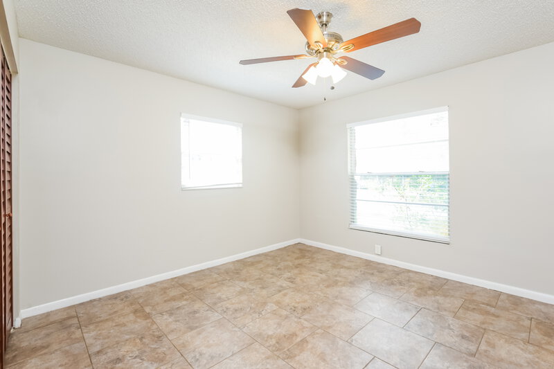 1,960/Mo, 845 S Lake Rd Titusville, FL 32796 Bedroom View 2