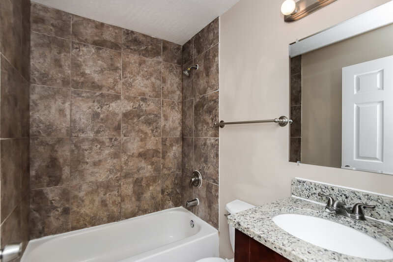 1,965/Mo, 2150 Sapelo Ave SE Palm Bay, FL 32909 Bathroom View