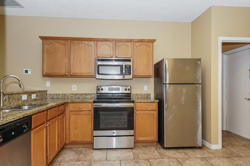 1,990/Mo, 652 Cressa Circle Cocoa, FL 32926 Kitchen View