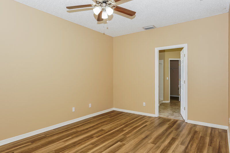 1,990/Mo, 652 Cressa Circle Cocoa, FL 32926 Main Bedroom View