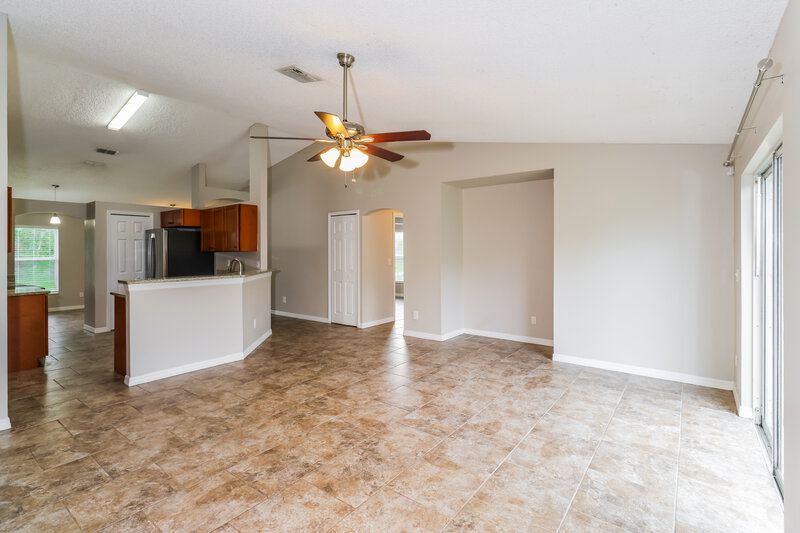 1,725/Mo, 1613 Ricardo St SE Palm Bay, FL 32909 Living Room View 2
