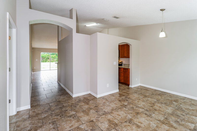 1,725/Mo, 1613 Ricardo St SE Palm Bay, FL 32909 Dining Room View