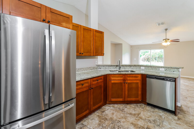 1,725/Mo, 1613 Ricardo St SE Palm Bay, FL 32909 Kitchen View