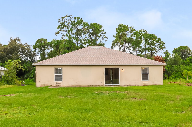 1,725/Mo, 1613 Ricardo St SE Palm Bay, FL 32909 Rear View
