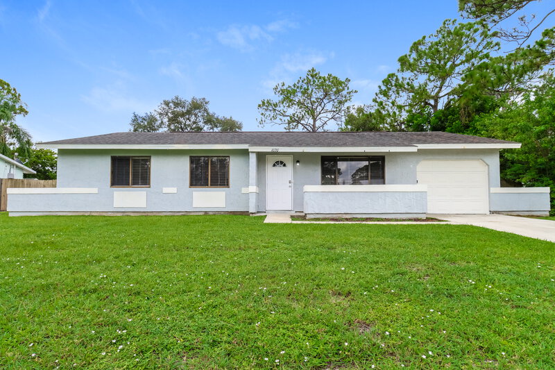 1,675/Mo, 1020 Pope St NW Palm Bay, FL 32907 External View